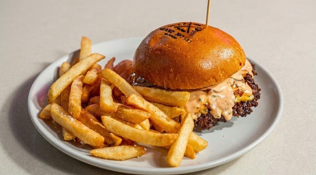 Social Smashburger.