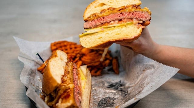 Classic Cheeseburger.