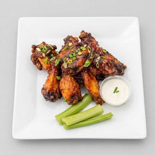 Traditional 6 Piece Chicken Wings