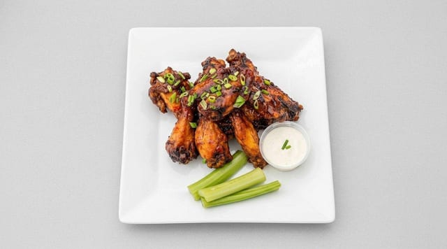 Traditional 12 Piece Chicken Wings.